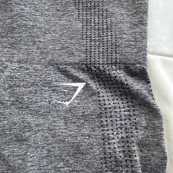 Gymshark VITAL SEAMLESS SHORTS in deep gray in size M - Picture 7 of 7
